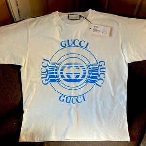 Brand new Gucci t-shirt white with blue logo ( authentic)